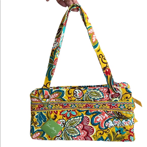 Vera Bradley Handbags - NWT ✨Vera Bradley Beautiful&Colorful quilted shoulder bag